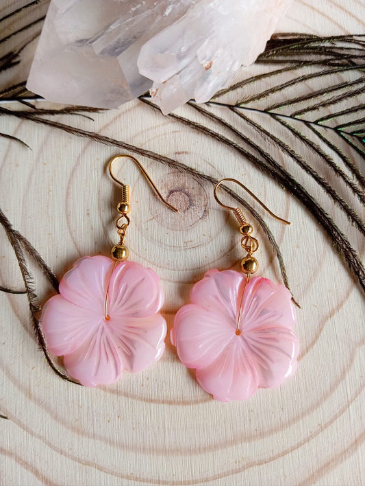 Boucles d'oreilles nacre rose pâle